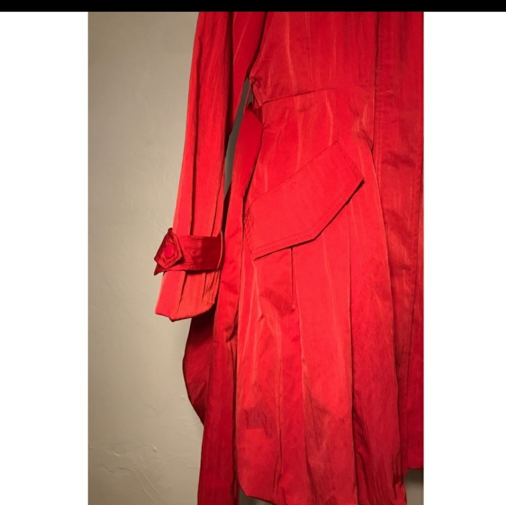 Bubble Hem Jacket - image 3